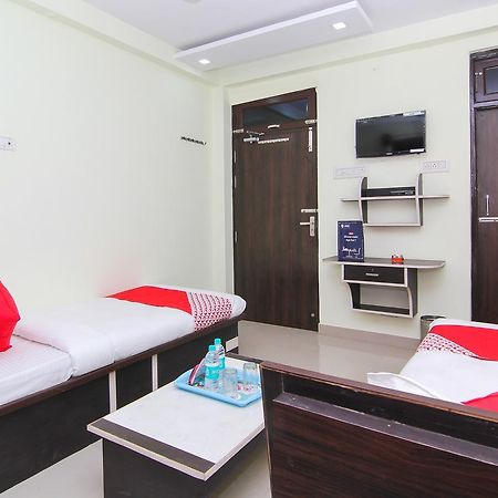 Oyo 12446 Shree Sai Guest House Allāhābād Junction Kültér fotó