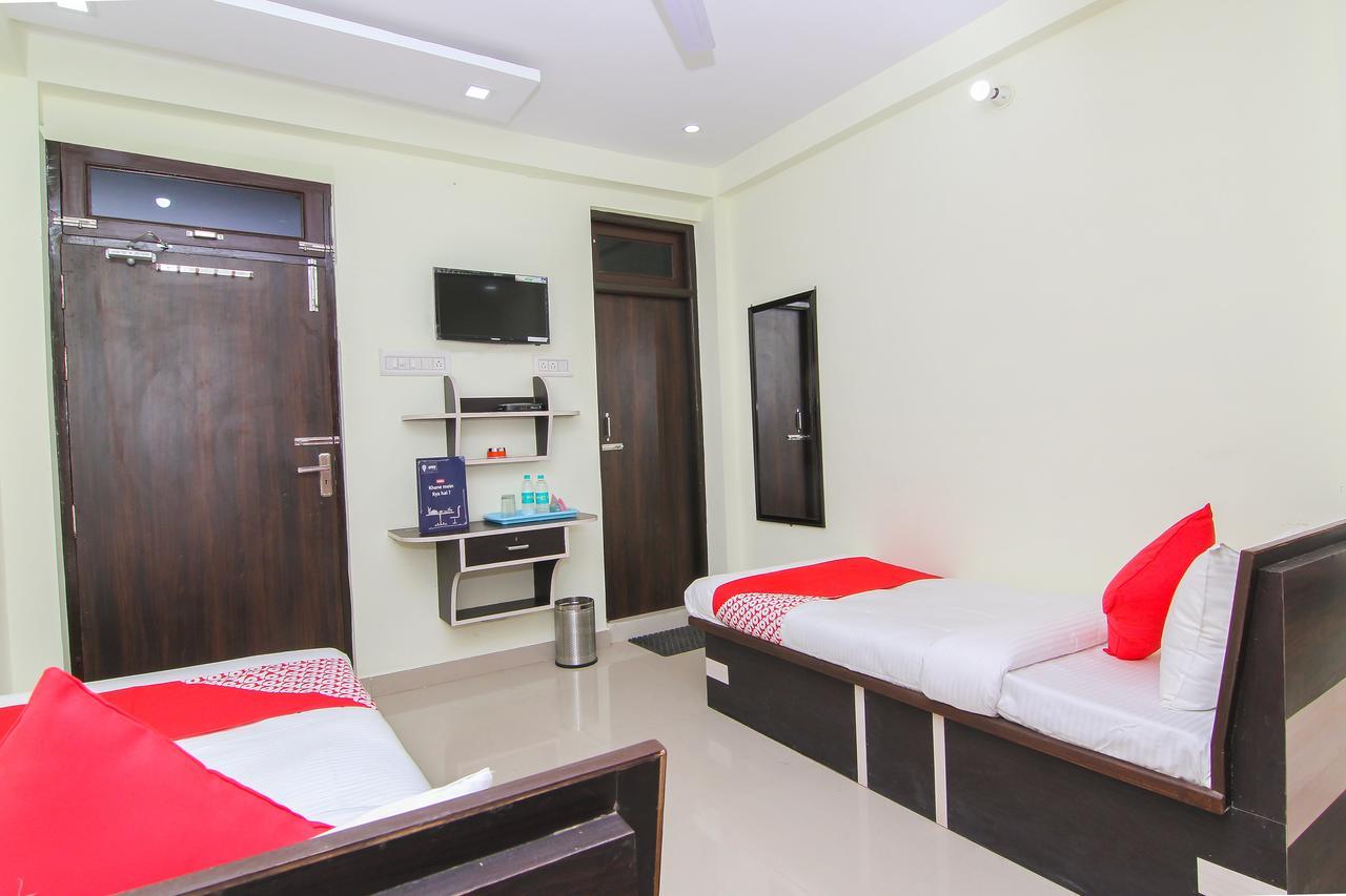 Oyo 12446 Shree Sai Guest House Allāhābād Junction Kültér fotó